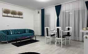 New World Militari Grand Studio 3